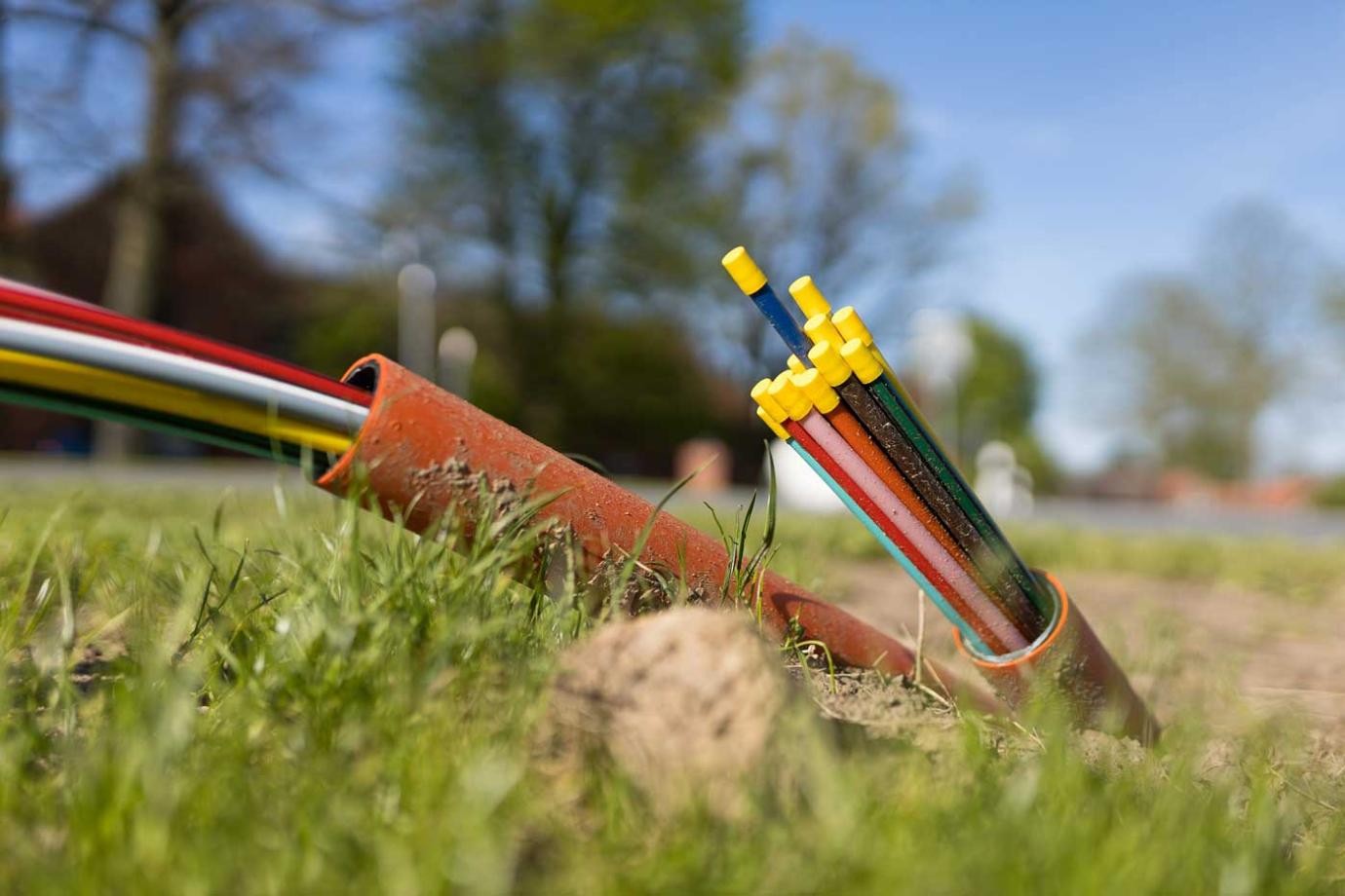 Ein zukunftsfähiges Glasfasernetz wäre wichtig für Singen. Glasfaserbündel