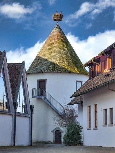 Runder Turm in Bohlingen - Außenansicht Runder Turm in Bohlingen - Außenansicht