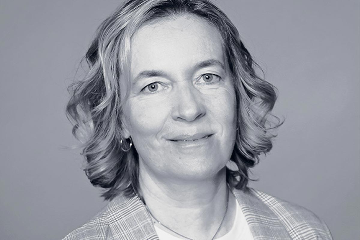 Verliebt, vertraut, verrechnet: Erfolgreiche Altersvorsorge für Frauen ab 50